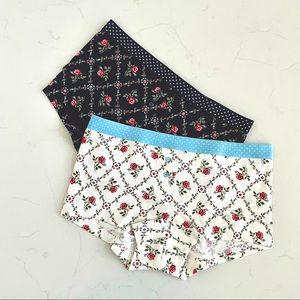 Uniqlo x GreenGate Copenhagen🇩🇰 Lot of 2 Limited Edition Boy Shorts, M